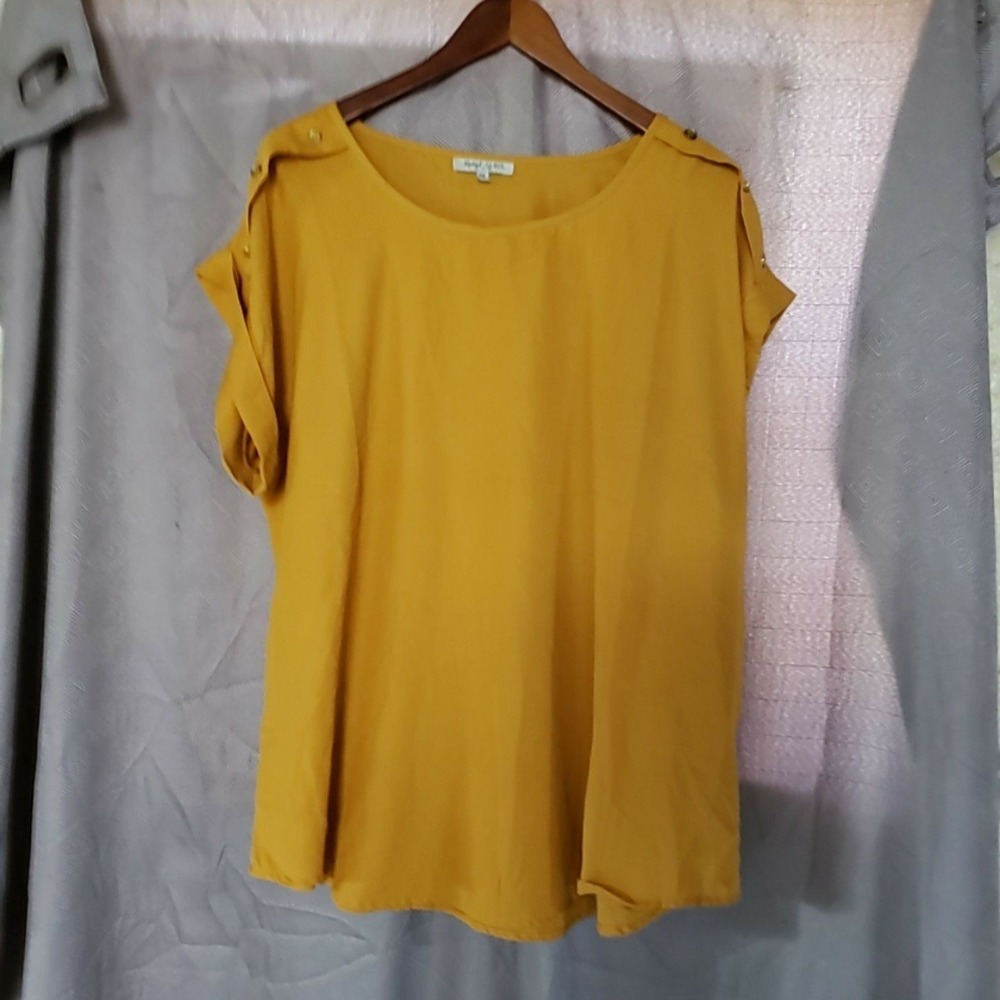 Speed Limit MPH Blouse Womens Plus 2X Yellow Scoop Neck Short Sleeve Tunic Top